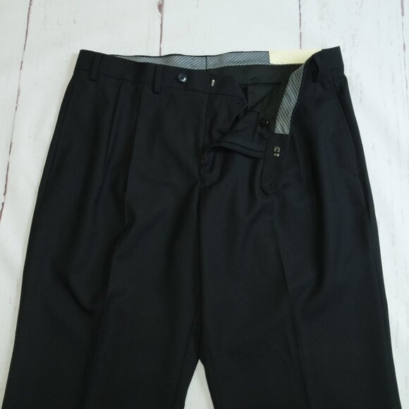 LAUREN RALPH LAUREN NWT Black Pleated Front Polished Cuff Machine Washab… - Picture 7 of 14